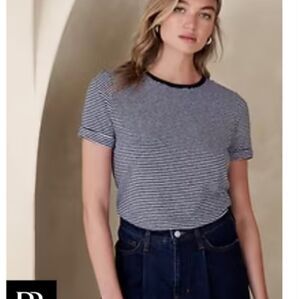 Banana Republic Factory linen blend tee